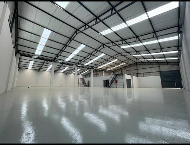 1,094M² WAREHOUSE TO LET IN COSMO BUSINESS PARK